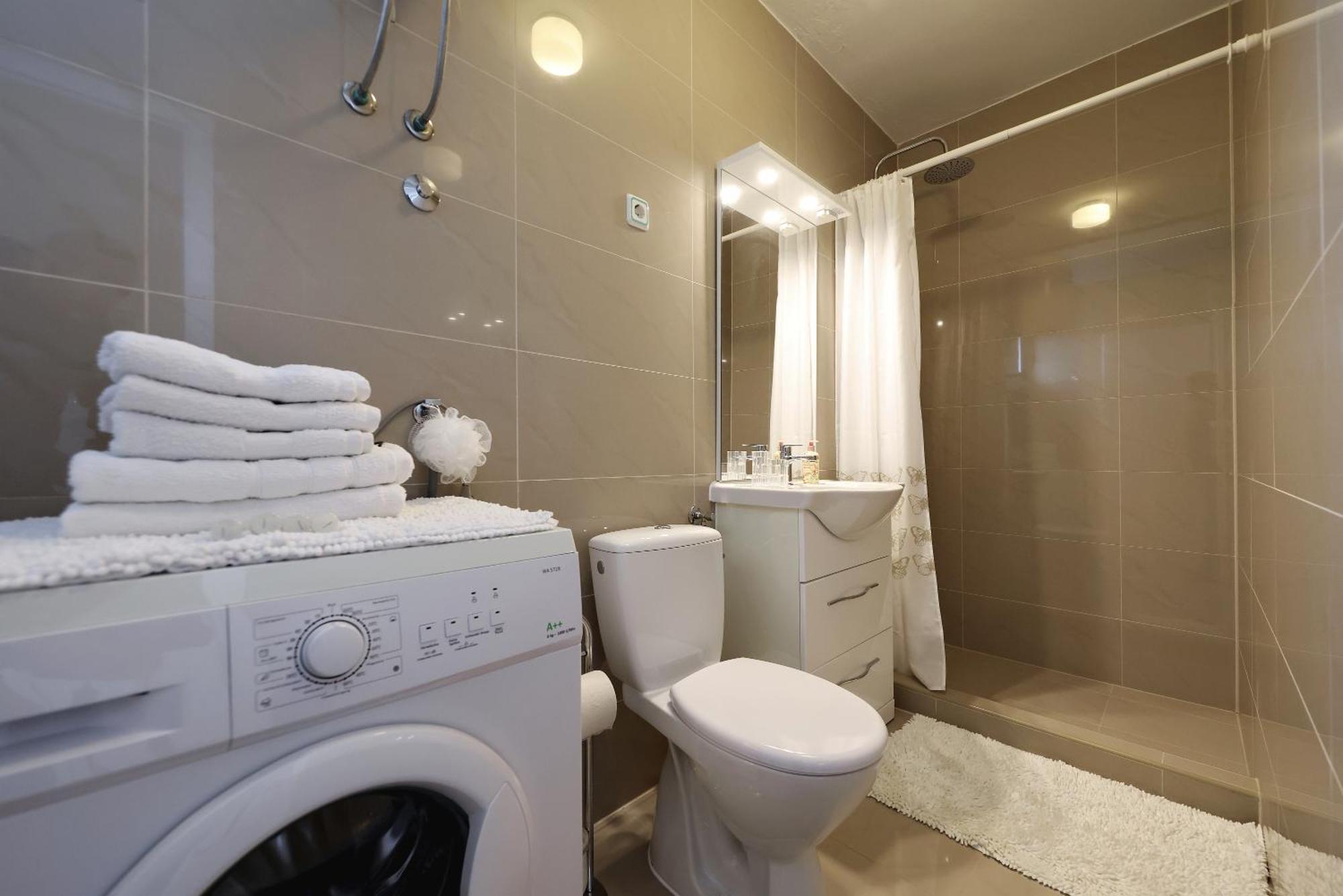 Apartments Rosini, 300M From The Beach With Shared Tavern And Bikes, Hoek van Holland Ngoại thất bức ảnh